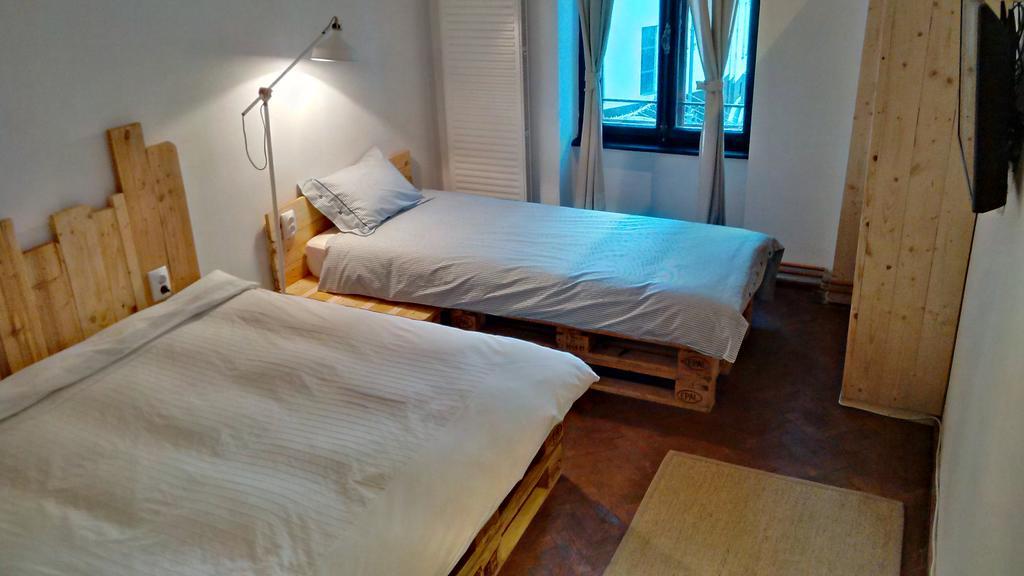 Victoria Poshtel Bucharest Vandrarhem Rum bild
