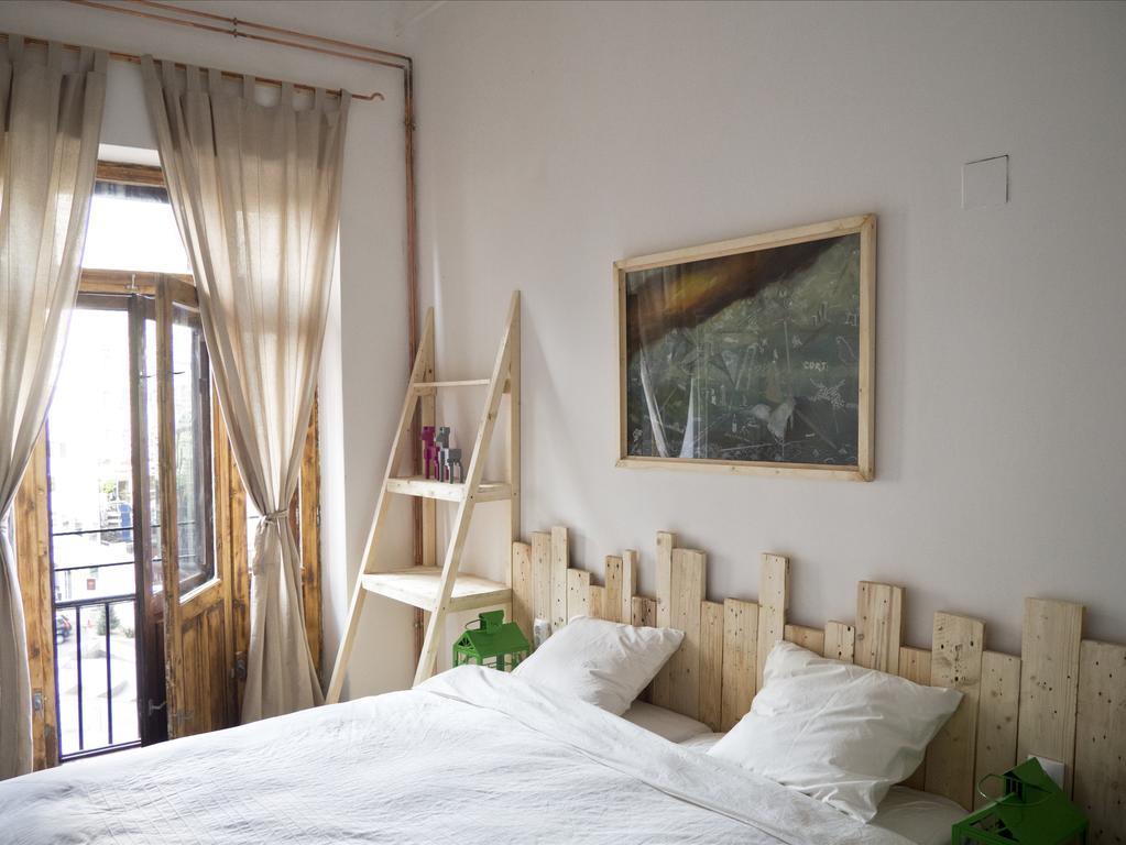 Victoria Poshtel Bucharest Vandrarhem Rum bild