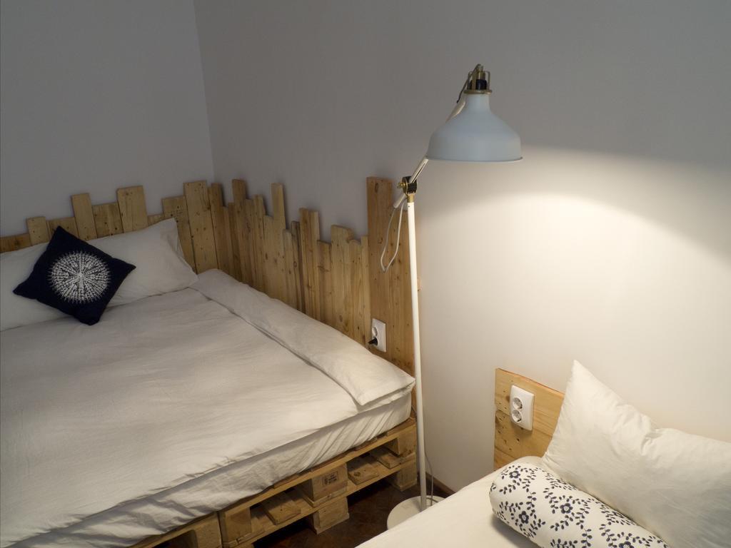 Victoria Poshtel Bucharest Vandrarhem Rum bild