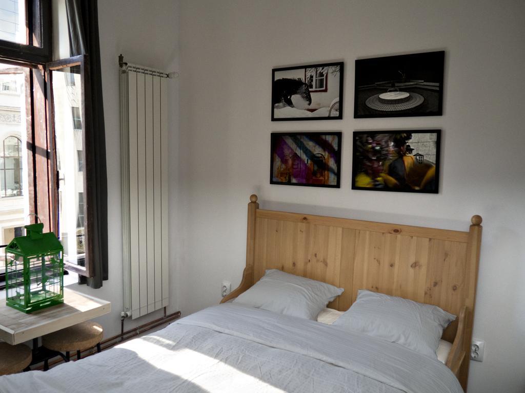 Victoria Poshtel Bucharest Vandrarhem Rum bild